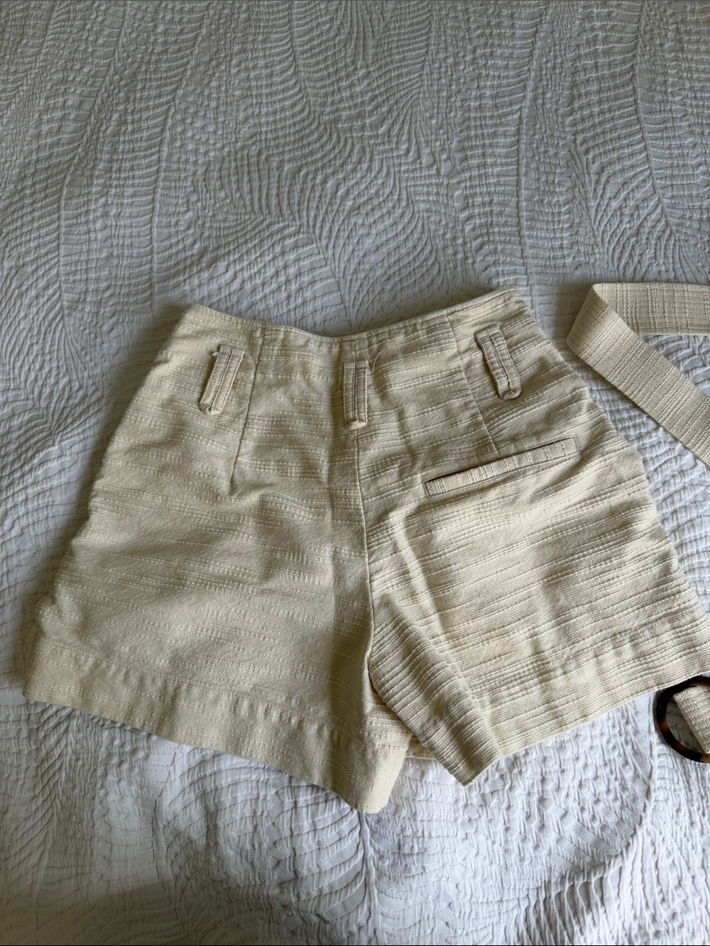 Sezane Cream Textured High-Waist Shorts with Belt - Picture 3 of 3